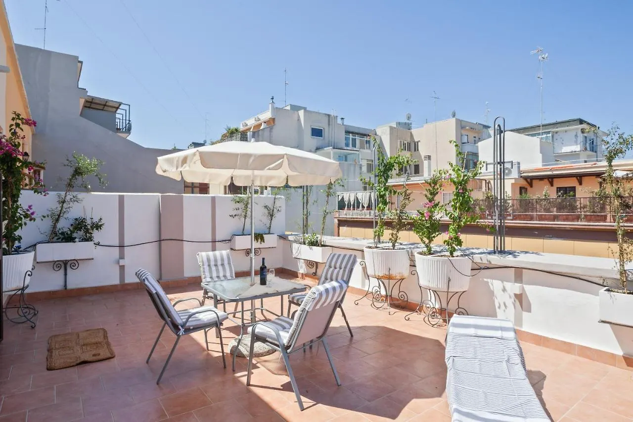La Bella Vista Bari Sea View Terrace Flat Daire 0*,  İtalya